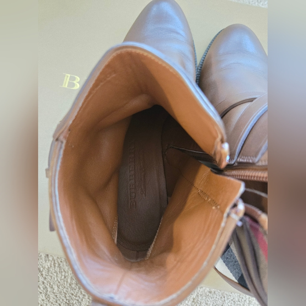 Burberry Women's Brown Booties. - Picture 10 of 13